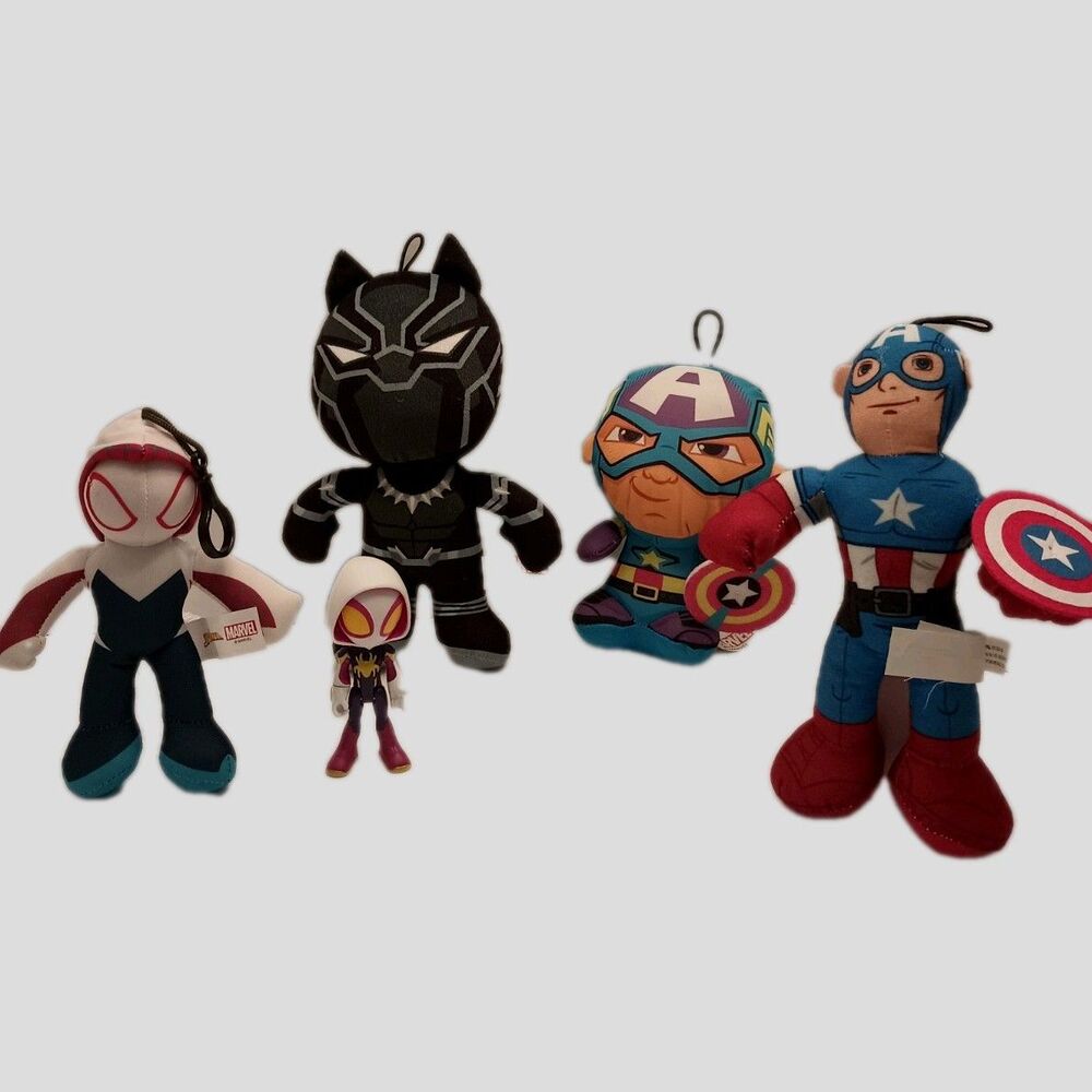 Various MARVEL  Stuffed /Action Figures Collectable Set. Lot of 5 Pre-owned.